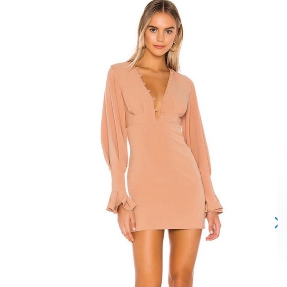 NWOT Lovers + Friends Elena Mini Dress in Neutral Peach Size Small - Picture 1 of 16
